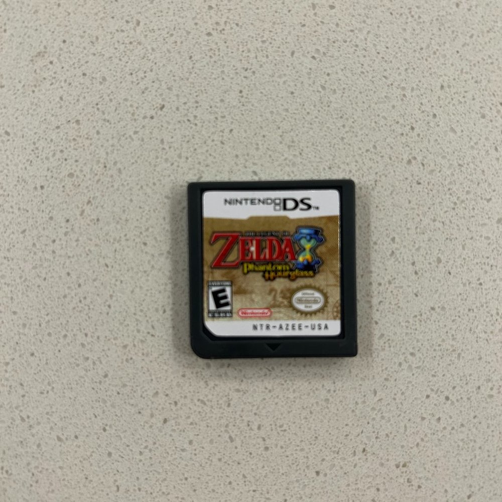 Nintendo DS The Legend of Zelda: Phantom Hourglass Game Card - Black/Gold